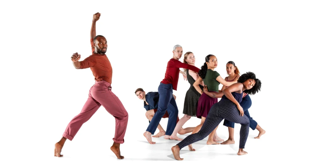 Gaspard&Dancers. Photo by Robin Gallant.
